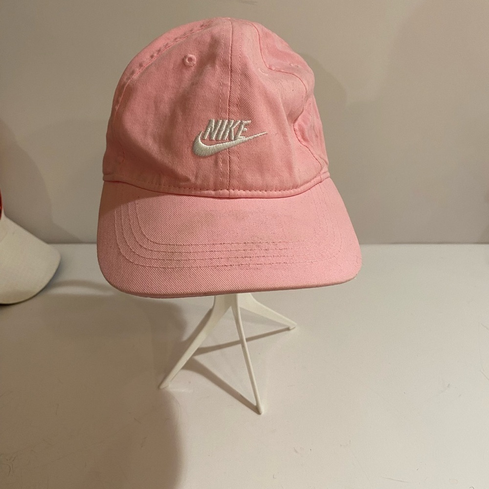 NIKE Strap Back Hat Child Size (CN) - Picture 3 of 11